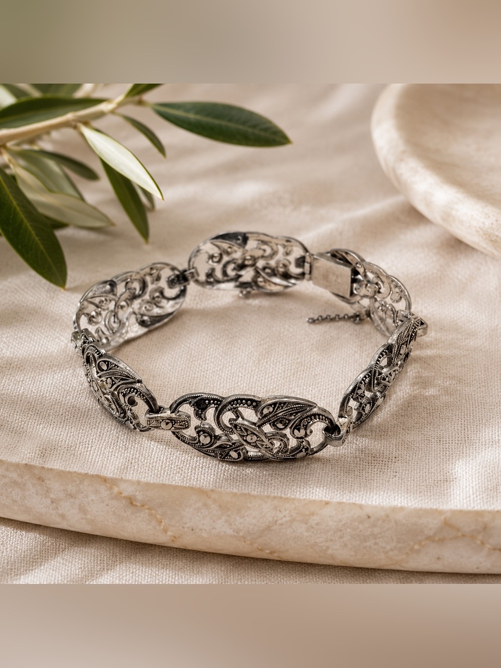 Vintage 925 Sterling Silver Marcasite Filigree Bracelet Antique Style Box Clasp